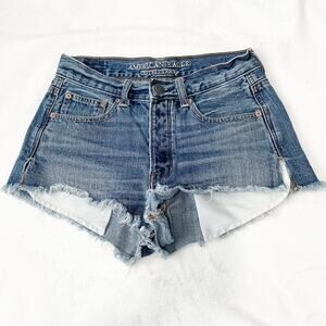 American Eagle vintage hi rise shortie jeans shorts blue denim distressed size 2